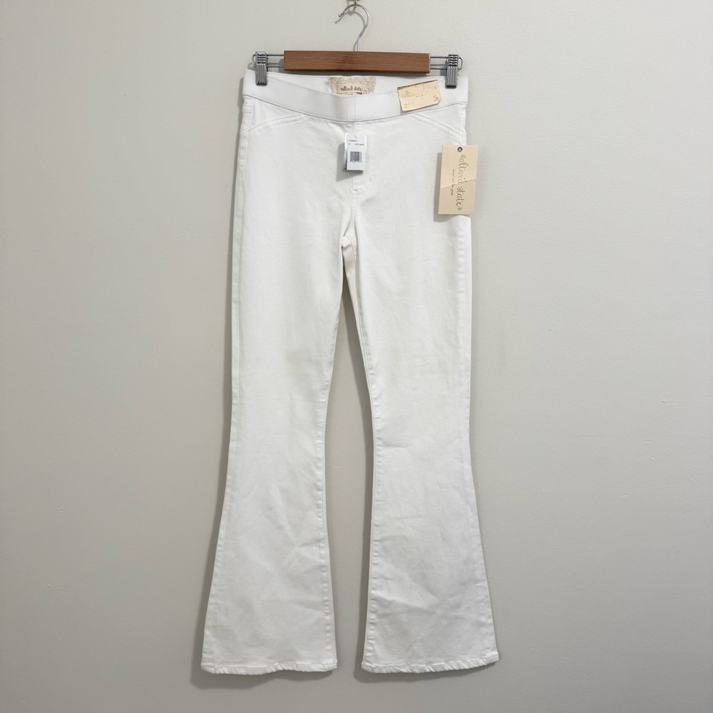 Altar'd State NWT Mid Rise Flare Jeans